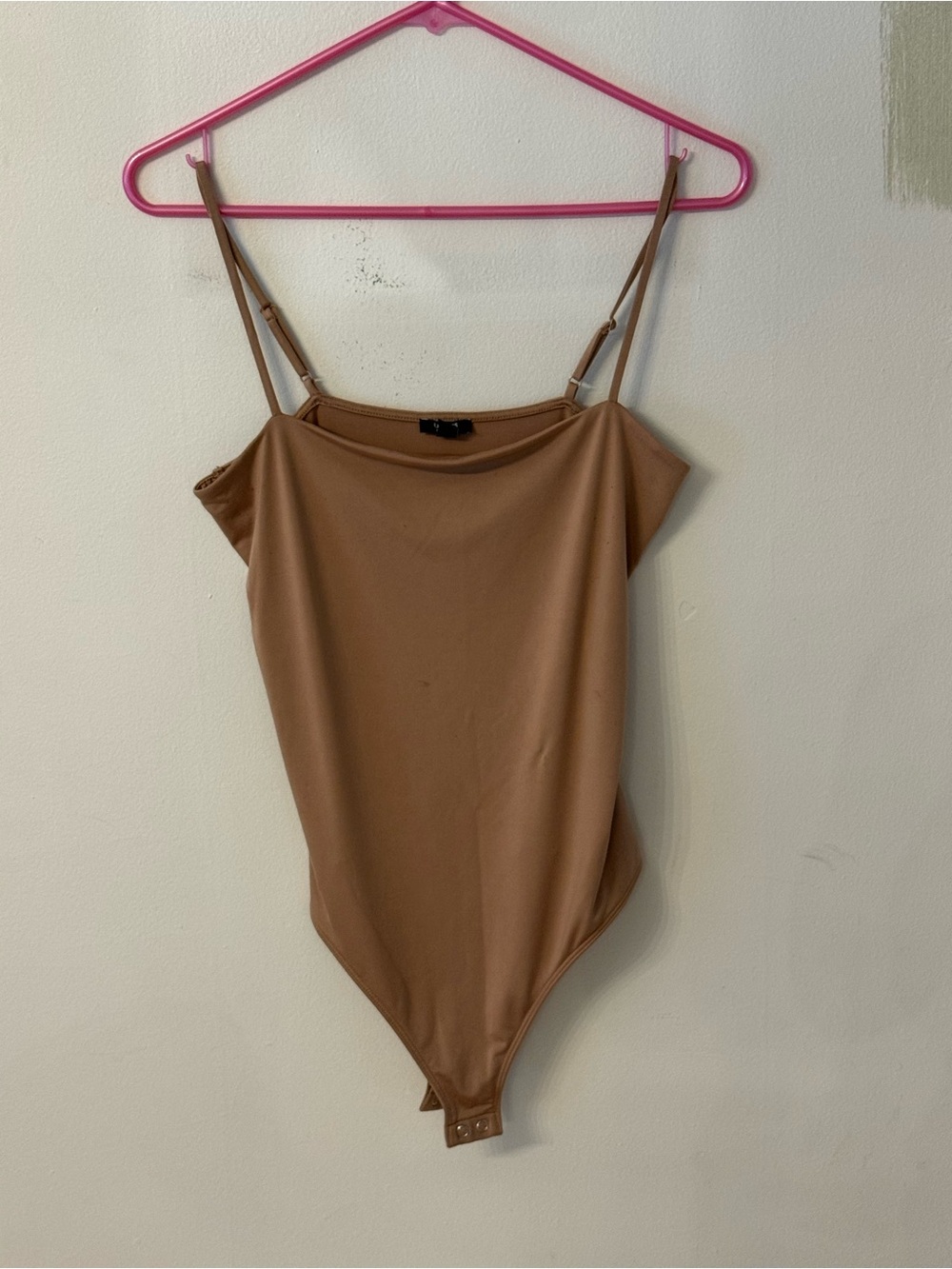 Express Womenโs Spaghetti Strap Bodysuit - Brown